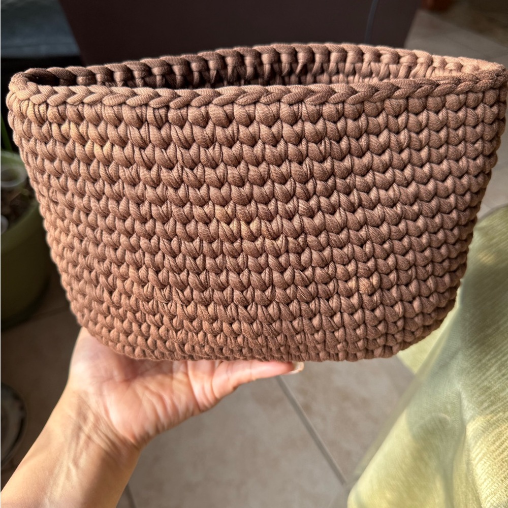 Handmade Crochet Top-Handle Bag in Brown and Orange - Compact Women’s Purse - Picture 6 of 7